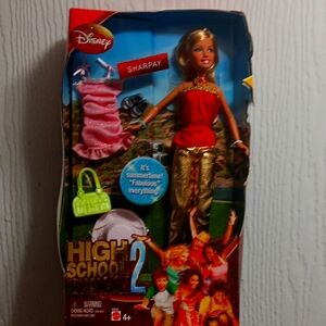 Disney• High School Musical Barbie collectors SHARPAY